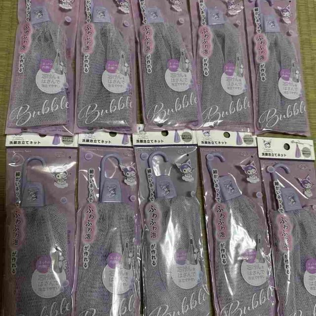 Lưới tạo bọt rửa mặt Kuromi