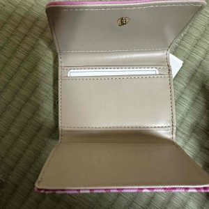 Ví gấp Hello Kitty