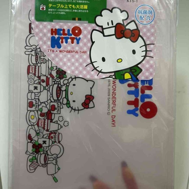 Thớt Hello Kitty