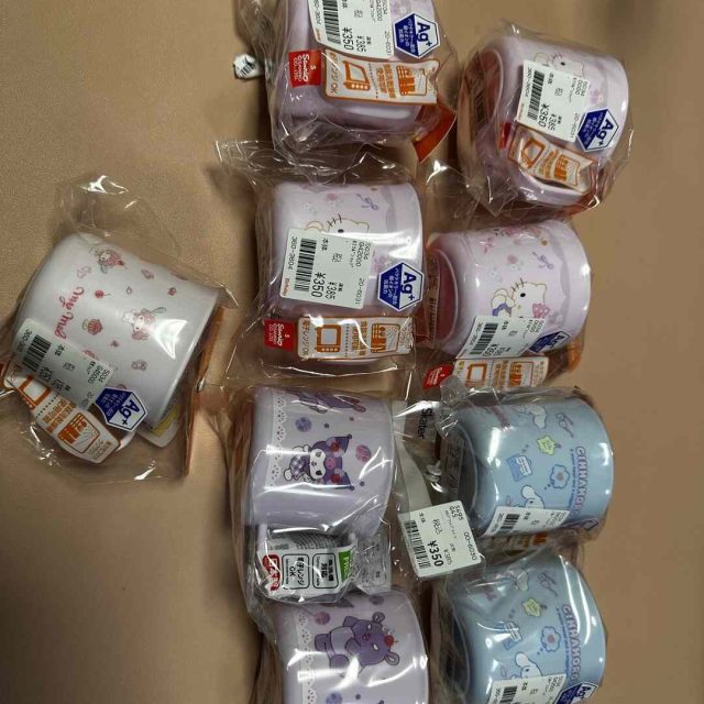 Cốc nhựa kháng khuẩn Sanrio